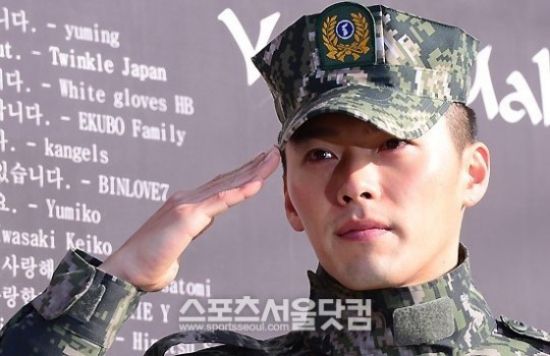 Hyun Bin returns from military service