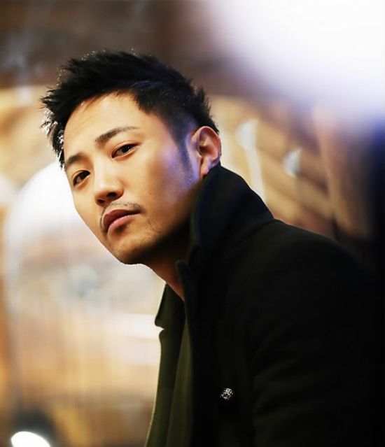 Jin Gu offered new drama Ad Genius Lee Tae-baek