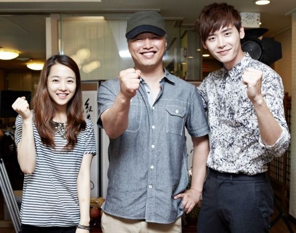 Lee Jong-seok and Park Bo-young start shooting Hot Blooded Youth