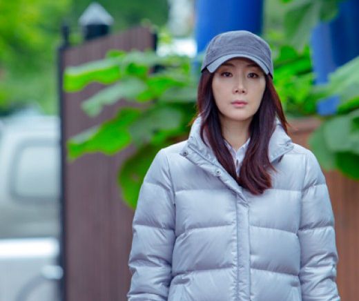 Choi Ji-woo’s new surrogate family in Suspicious Housekeeper