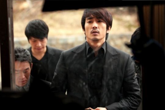 Song Seung-heon in When a Man has Better Luck on the East of Destiny