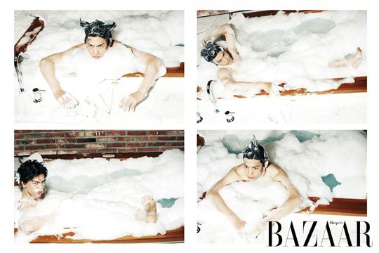 Sung Joon takes a bubble bath