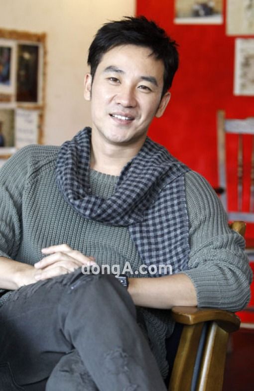 Uhm Tae-woong confirms JTBC romance drama