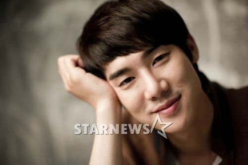 Yoo Yeon-seok scores another film role opposite Park Hae-il