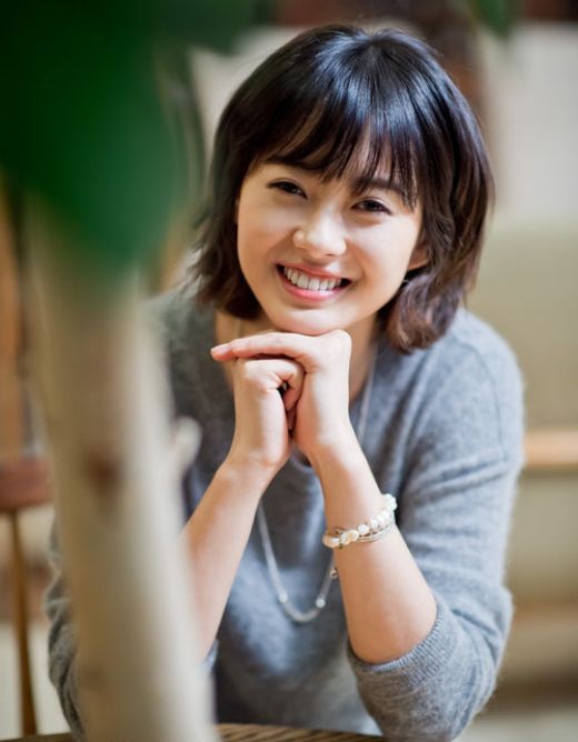 Go Ara up for cop role opposite Lee Seung-gi
