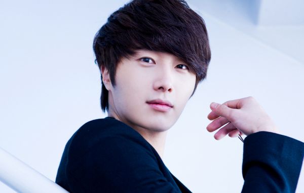 Jung Il-woo courted for ghostbusting sageuk Night Watchman