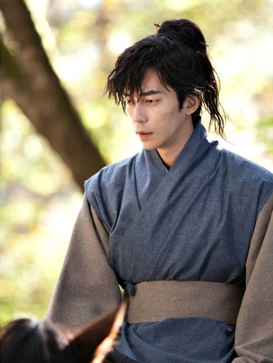 Shin Sung-rok, Jo Yoon-hee’s first shoots for King’s Face