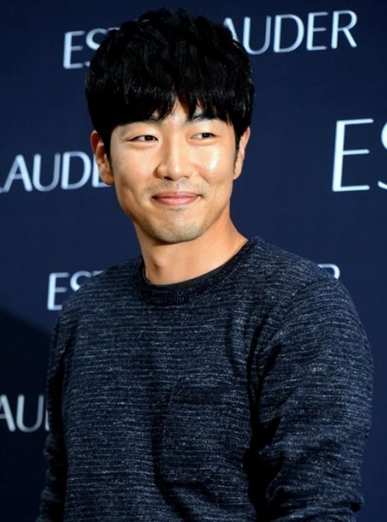 Lee Jong-hyuk considers psychopath role