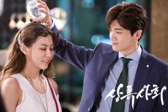 Blind dates and champagne toasts in High Society’s posters and stills