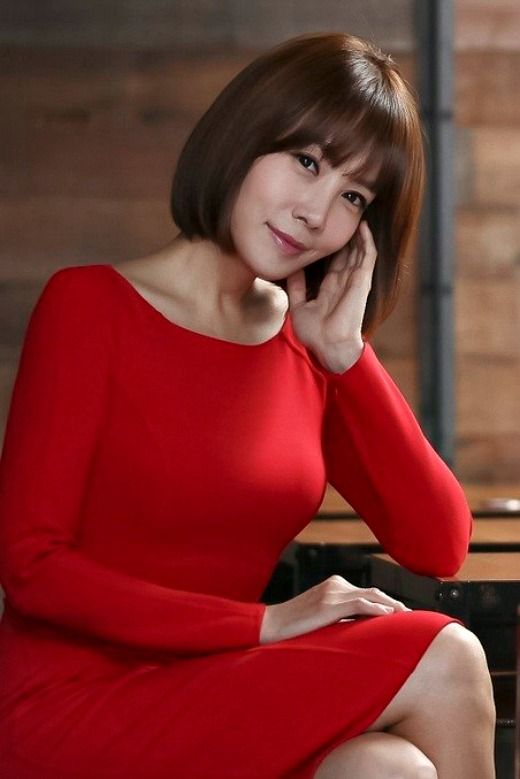 Kim Jung-eun headlines new drama as ajumma vigilante