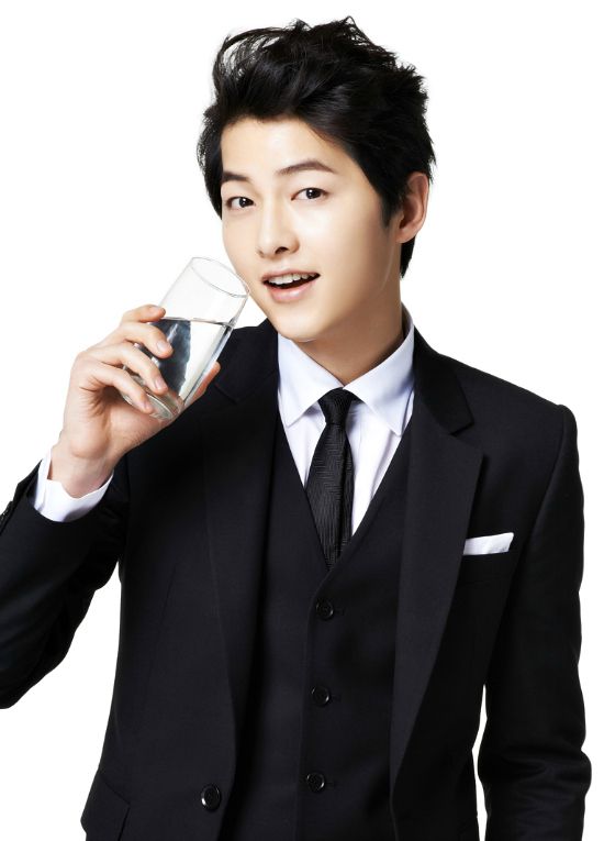 Song Joong-ki considers new drama Descended From the Sun