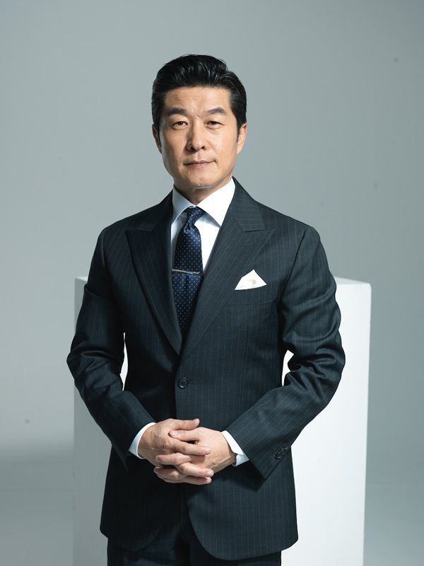 Kim Sang-joong considers being Rebel Hong Gil-dong’s father
