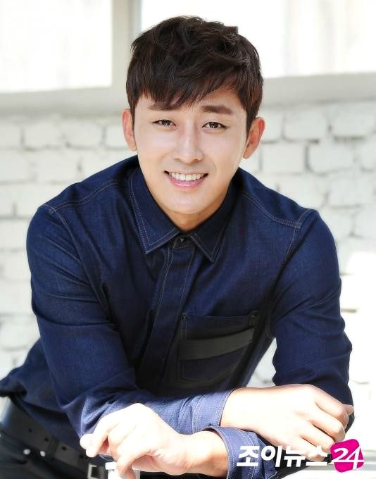Sohn Ho-joon up for MBC weekend drama Blow Breeze