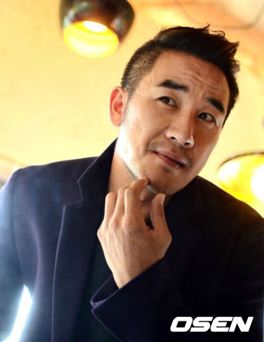 Uhm Tae-woong also in the mix to join SBS thriller Wanted