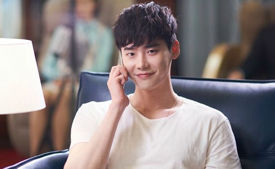 Lee Jong-seok becomes gazillionaire in W–Two Worlds