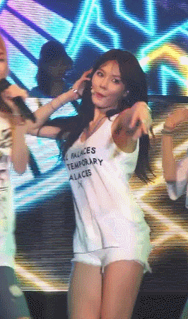 hyuna130719poolpartyf6fpiz_zpskcxwp6ll.g