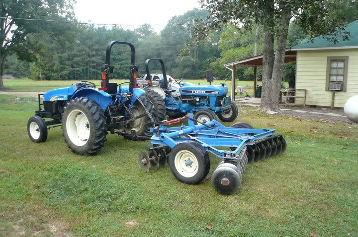 NewHollandanddisc-1.jpg