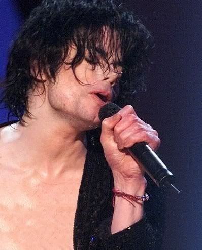 MJJ-michael-jackson-17772317-398-49.jpg