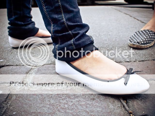 6 Tips How to Shoot Street Photographs of People’s Shoes (that don’t ...