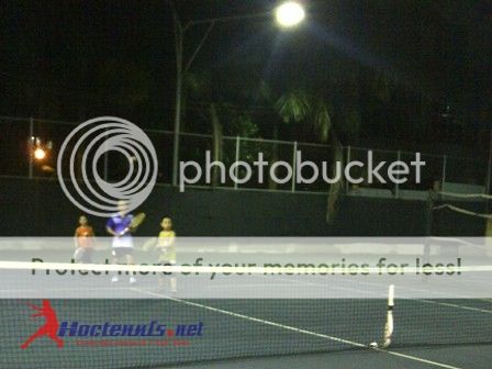 Gia đình anh Thành tham gia lớp tennis cơ bản CB51 ở Cầu Lủ, Kim Giang, Hà nội