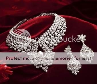 photo necklace_zps03d689e4.jpg