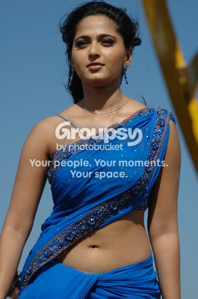 AnushkaShettyLooksBeautif.jpg