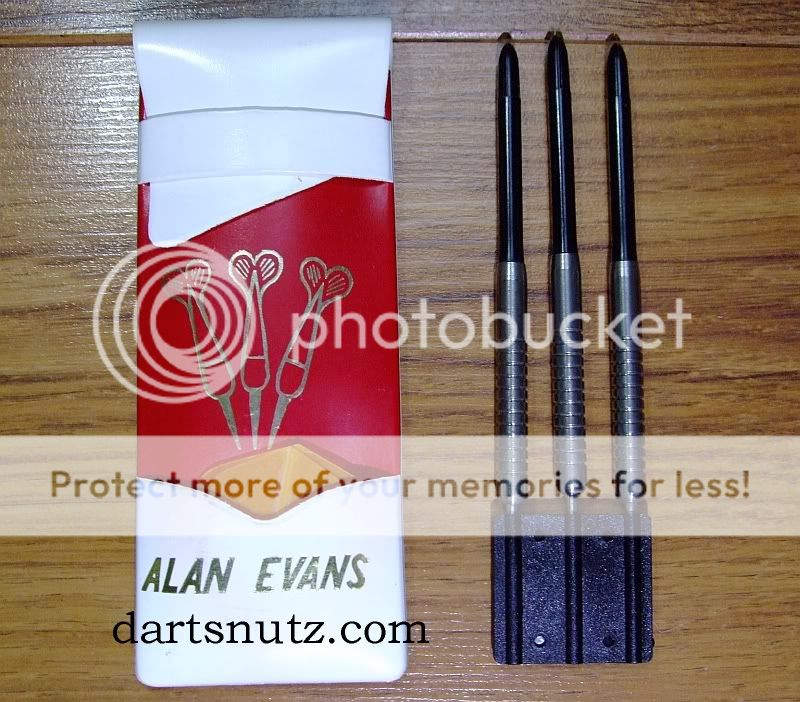 Alan Evans darts on eBay dont get conned!