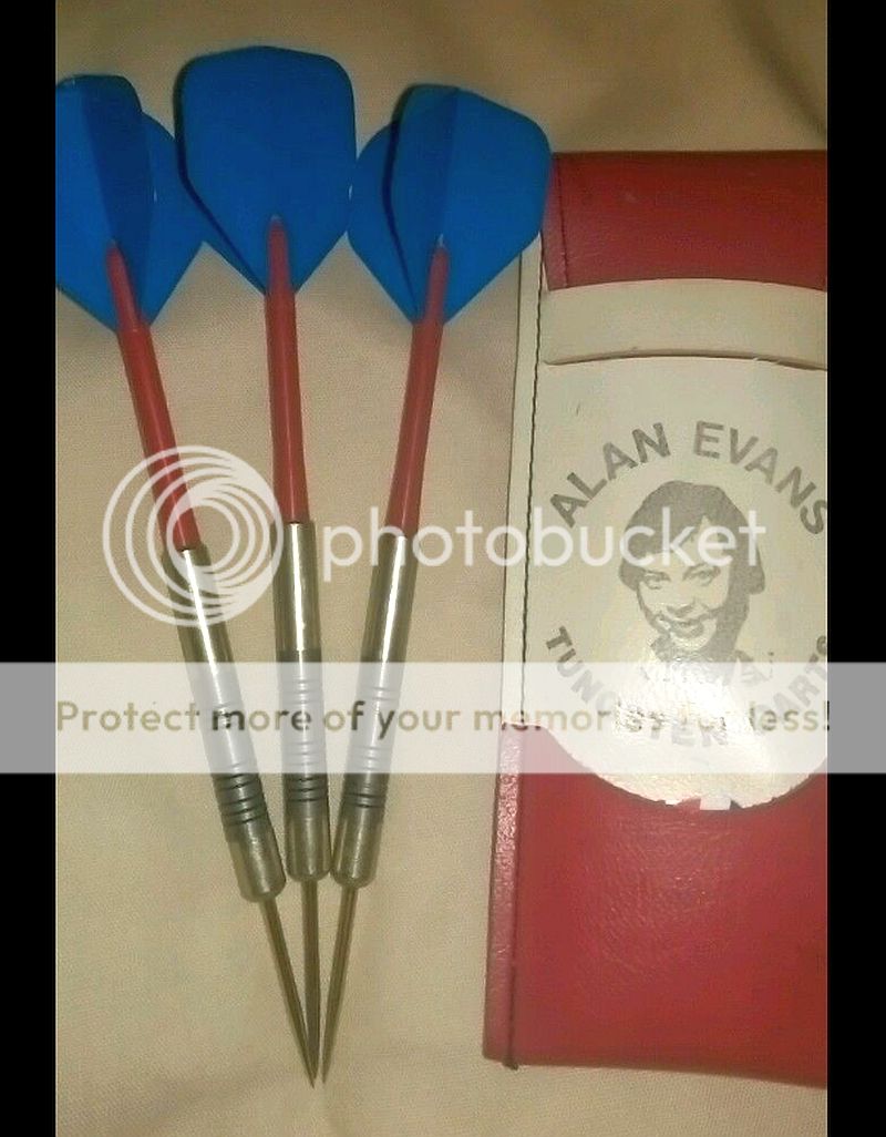 Alan Evans darts on eBay dont get conned!